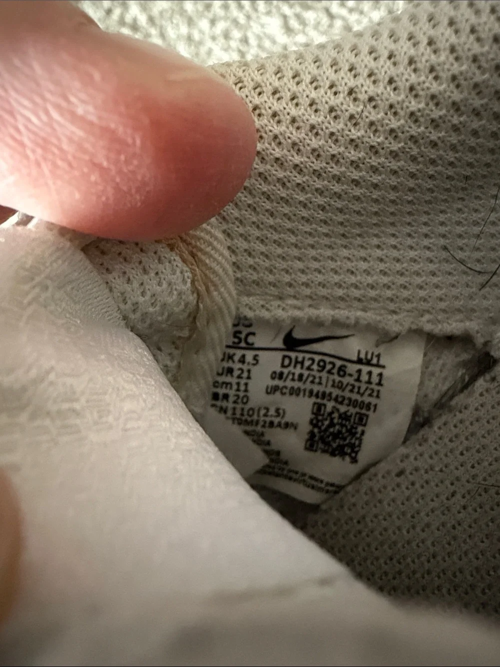 Nike White Kids Casual Sneakers